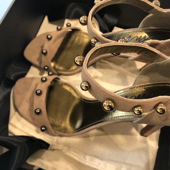 NWT Lanvin nude suede sandals with metal studs - Picture 11 of 15
